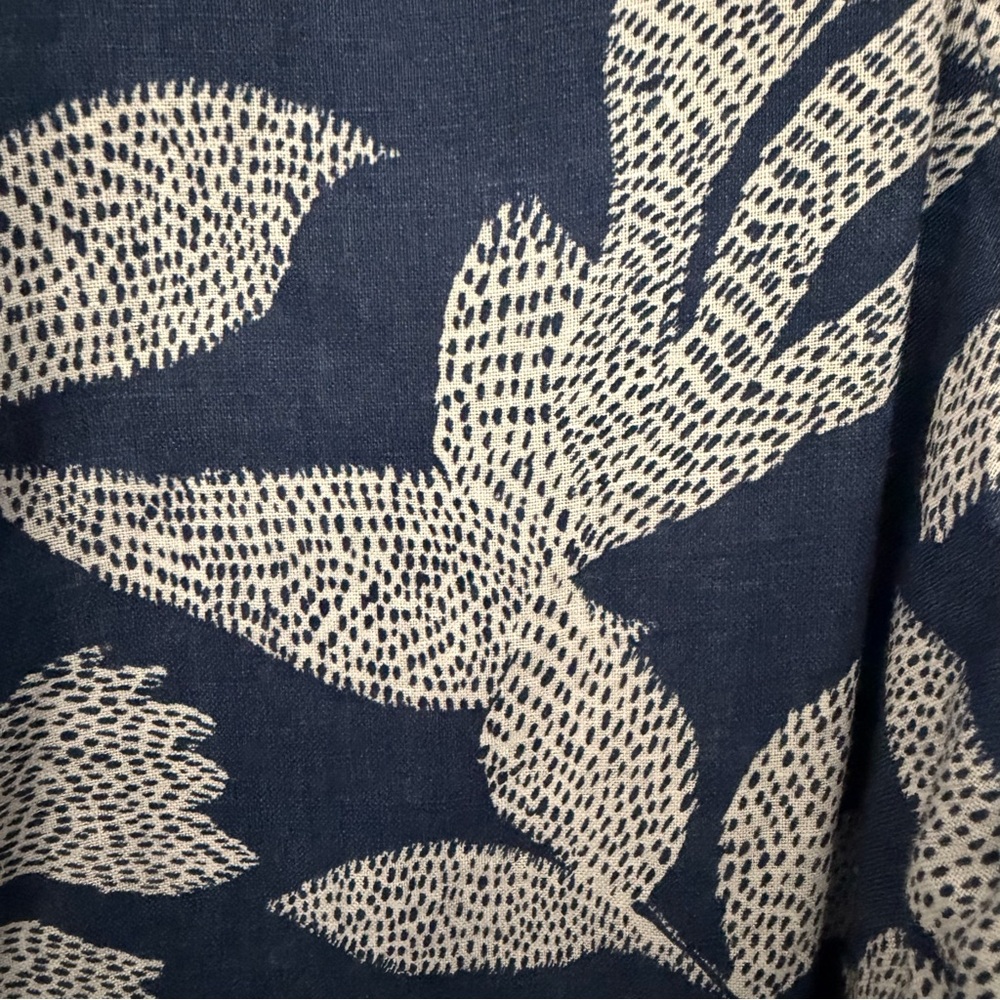 Chico’s Navy & White Leaf-Pattern Button-Down Shi… - image 6